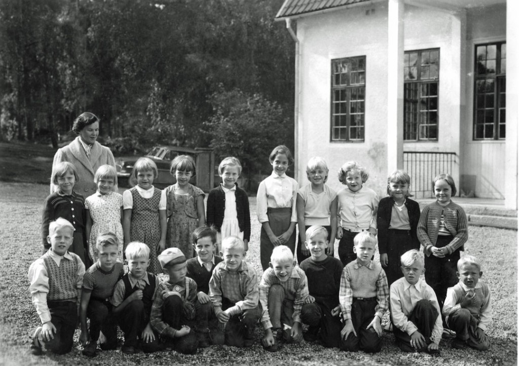 skolklass-1957-söderö-liten