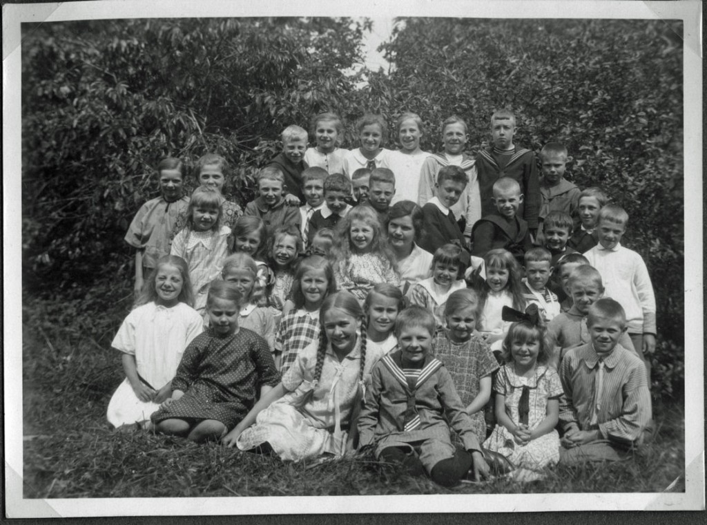 skolklass-härsjö-1927